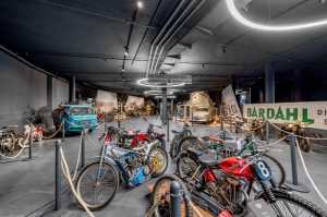  TOP Mountain Motorcycle Museum Hochgurgl: Sonderausstellung über die Expeditionen und Forschungsreisen Prof. Max Reisch
