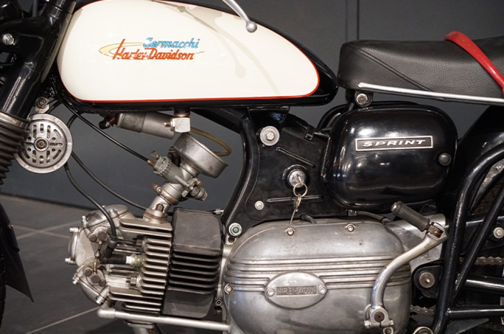 Aermacchi Harley-Davidson Sprint 250 ccm Baujahr 1966 - ausgestellt im TOP Mountain Motorcycle Museum in Hochgurgl/Tirol